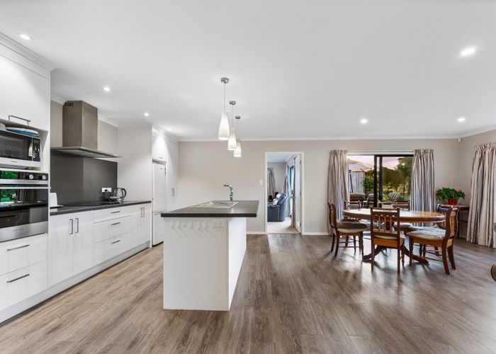  at 16 Pitoitoi Drive, Riverhead, Riverhead
