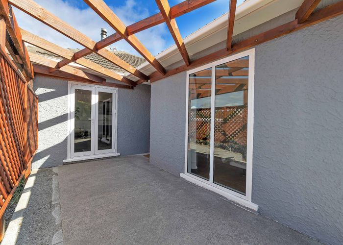  at 10 Pembroke Street, Westown, New Plymouth, Taranaki