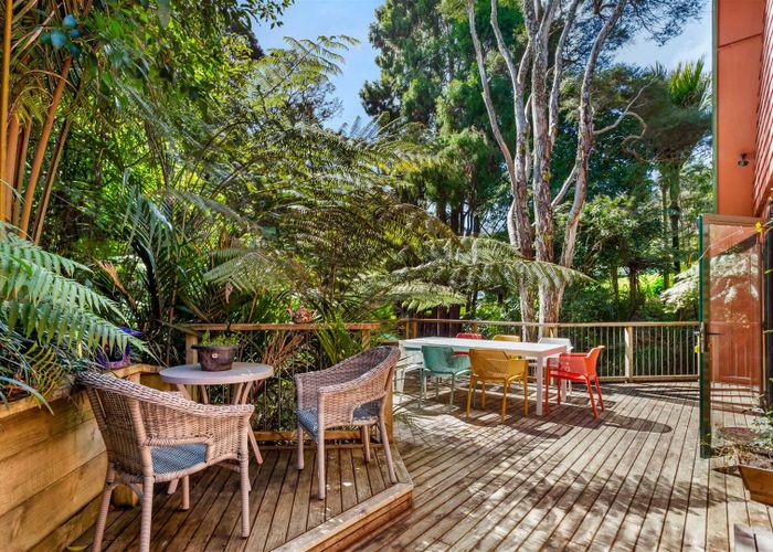  at 74 Grassmere Road, Henderson Valley, Auckland