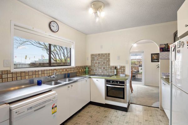  at 1/216 Edmonton Road, Te Atatu South, Waitakere City, Auckland