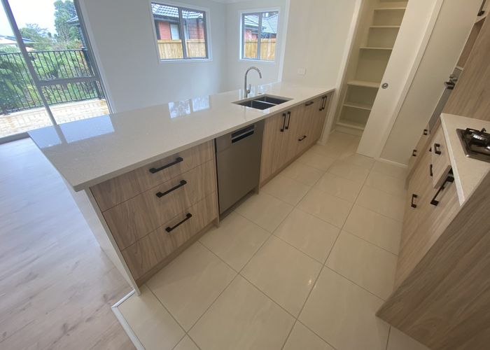  at 11 Oderings Place, Rototuna, Hamilton, Waikato