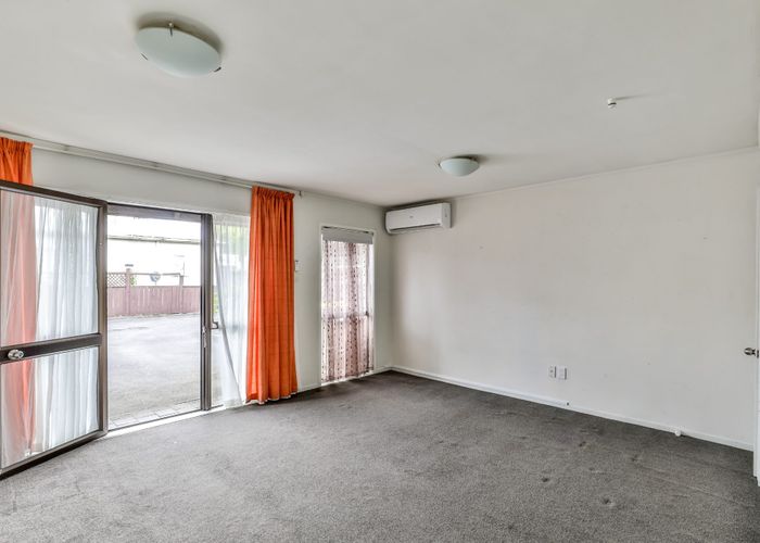  at 1/621 Te Atatu rd, Te Atatu Peninsula, Waitakere City, Auckland