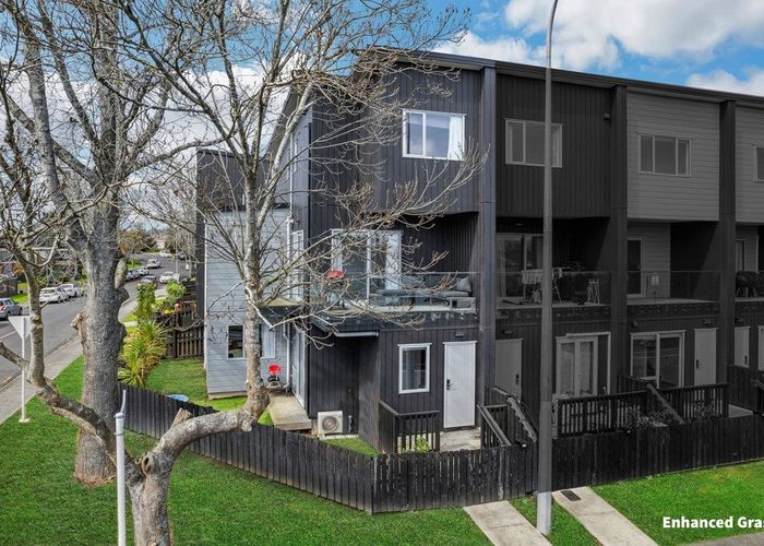  at 57E Edmonton Road, Henderson, Waitakere City, Auckland