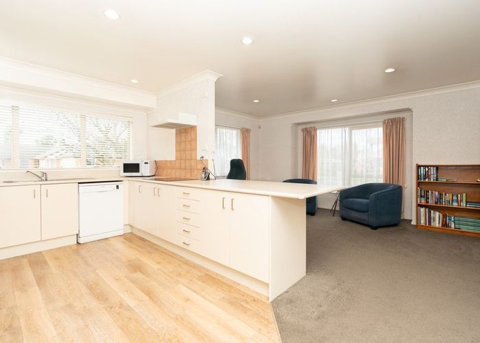  at 10 Canaandale Drive, Flagstaff, Hamilton
