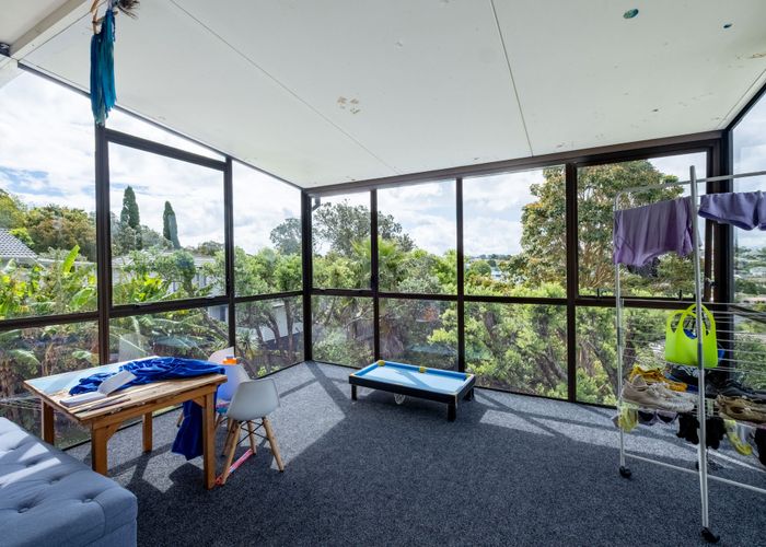  at 32 Marlborough Avenue, Glenfield, North Shore City, Auckland