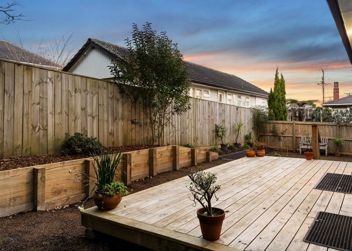  at 62a Don Buck Road, Massey, Waitakere City, Auckland