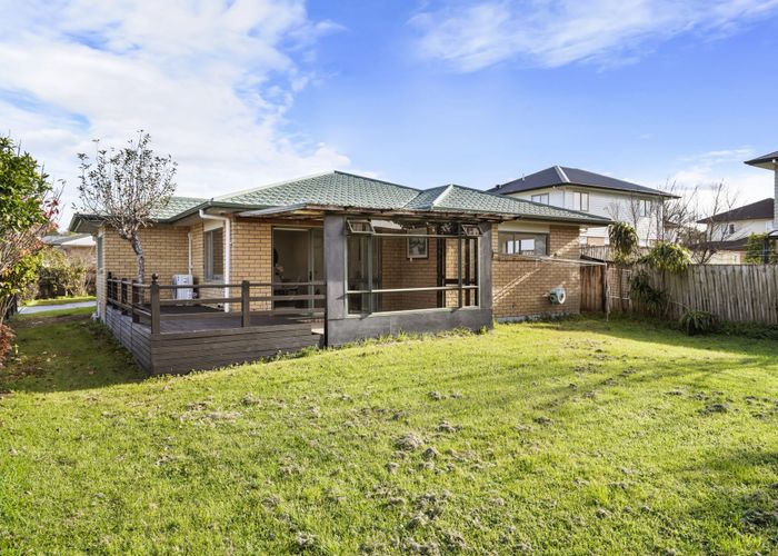  at 7 Neesons Way, Glendene, Waitakere City, Auckland
