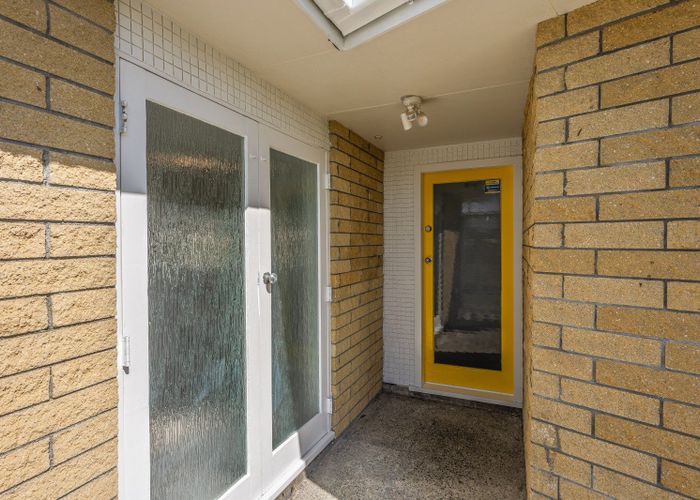  at 4 Colenso Place, Otaki Beach, Kapiti Coast, Wellington