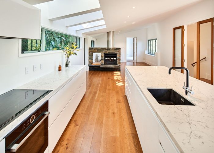 at 21 Dillon Street, Lowry Bay, Lower Hutt