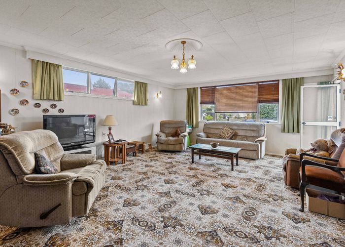  at 10 Lansdowne Crescent, Lansdowne, Masterton