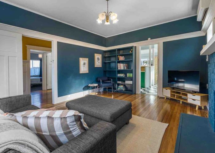 at 5 Tiri Road, Takapuna, Auckland