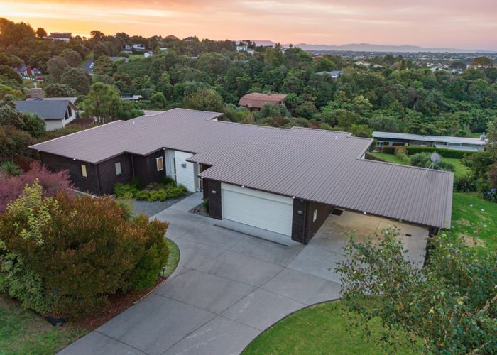  at 33 Oceana Drive, Welcome Bay, Tauranga