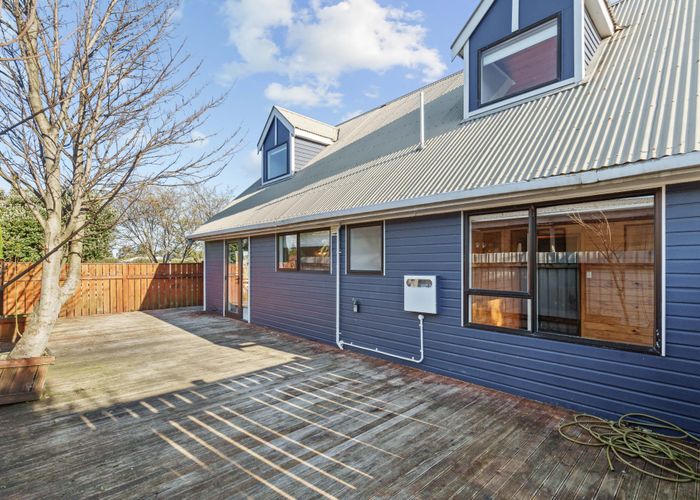  at 32 Lyon Street, Featherston