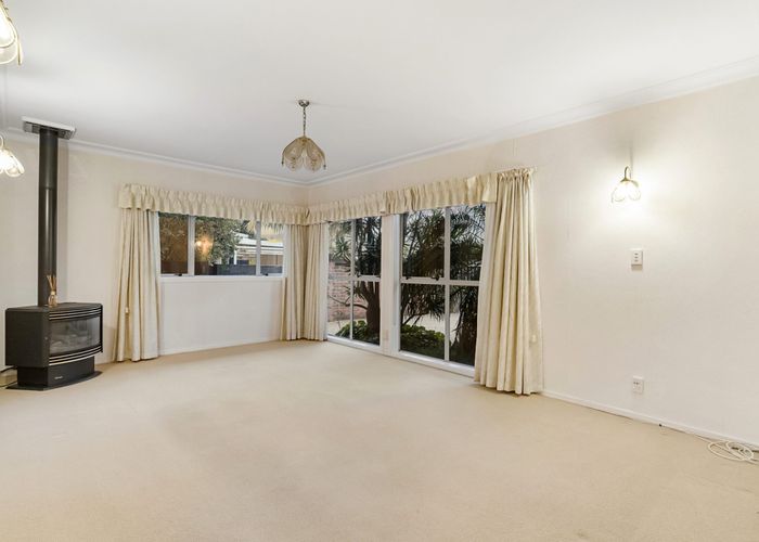  at 9 Argo Drive, Half Moon Bay, Manukau City, Auckland