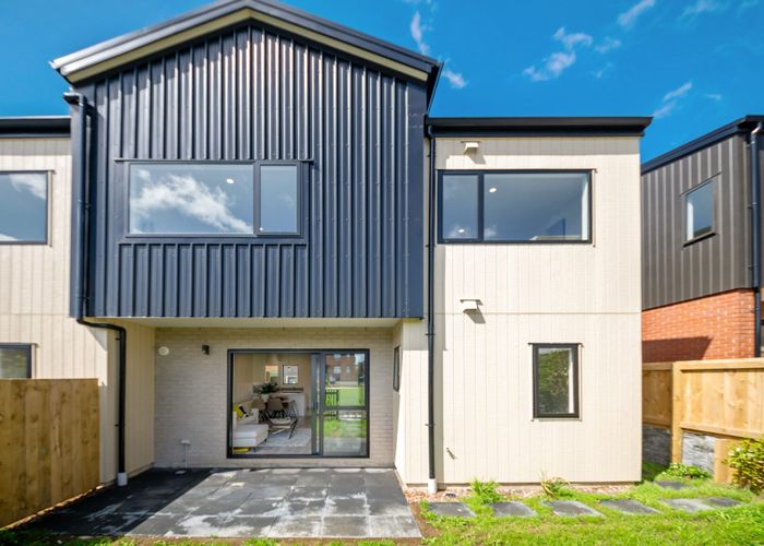  at 8 Hokoteta Street, Mount Wellington, Auckland City, Auckland
