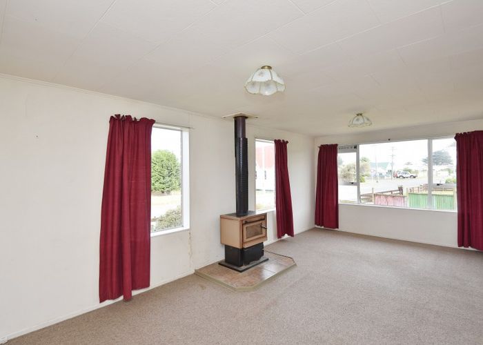  at 44 Humber Street, Clifton, Invercargill