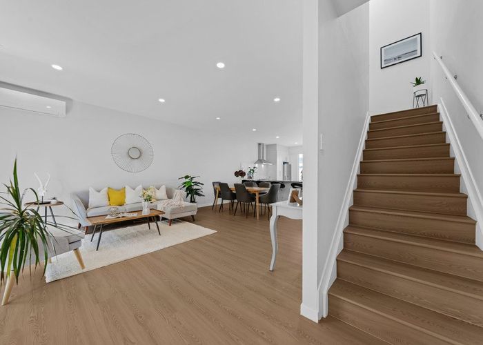  at 16 Hakawai Avenue, Takanini, Papakura, Auckland