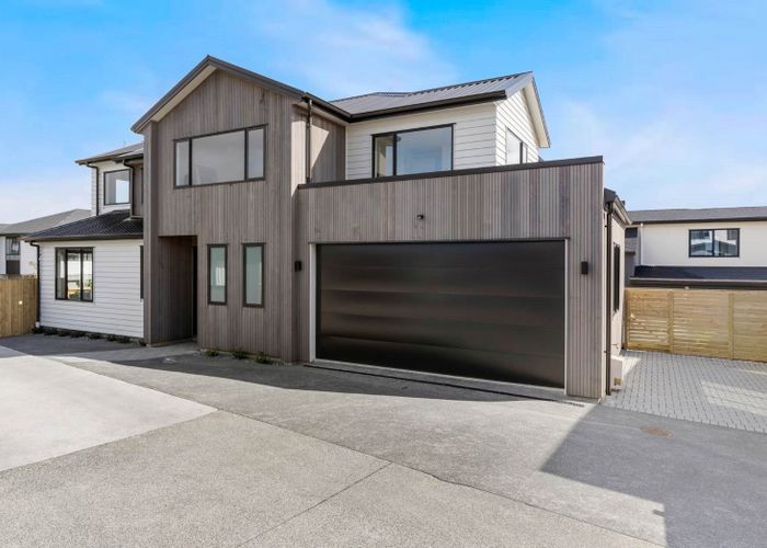  at 9 Huaota Place, Botany Downs, Auckland