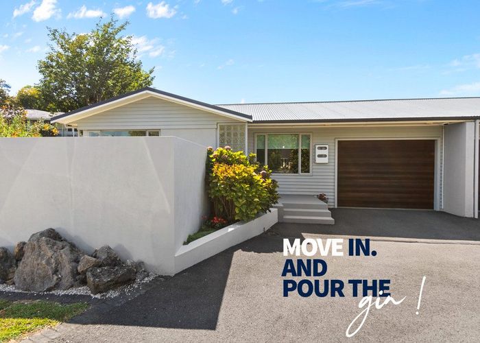  at 916B River Road, Queenwood, Hamilton