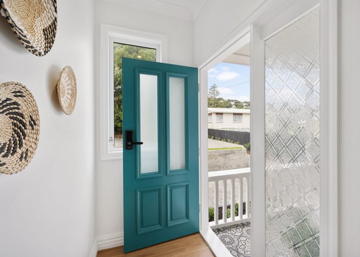  at 76 Clyde Street, Island Bay, Wellington
