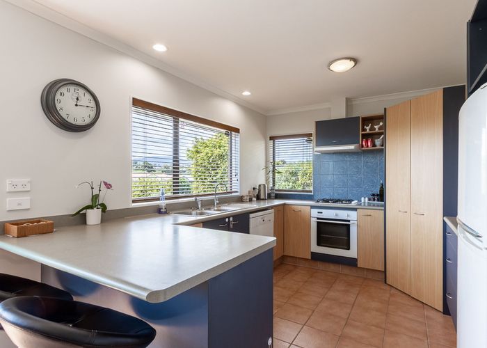  at 14 Barrett Drive, Waikanae Beach, Waikanae