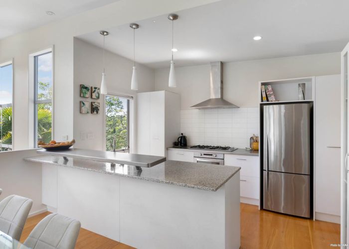  at 6 Frenz Drive, Titirangi, Auckland