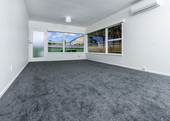  at 4/11 Evelyn Place, Hillcrest, North Shore City, Auckland