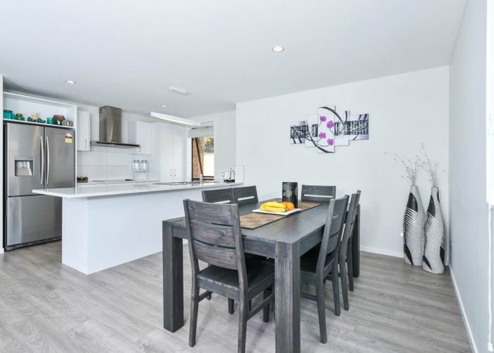  at 132A Lynwood Road, New Lynn, New lynn