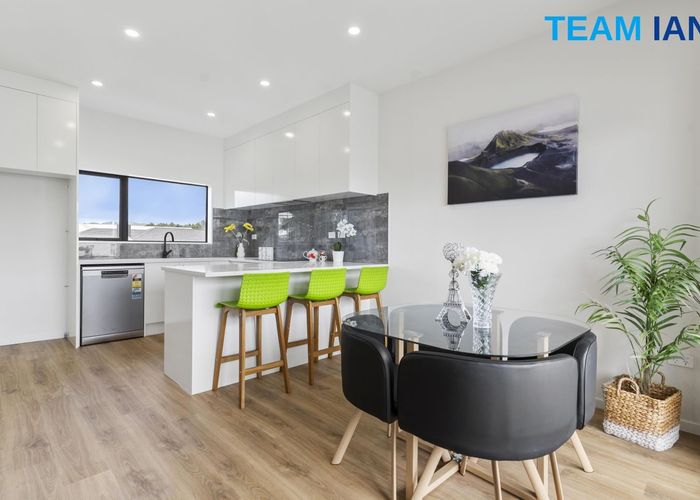  at 68 Smythe Road, Henderson, Auckland