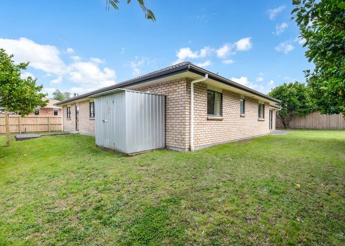  at 12 Cade Place, Weymouth, Manukau City, Auckland