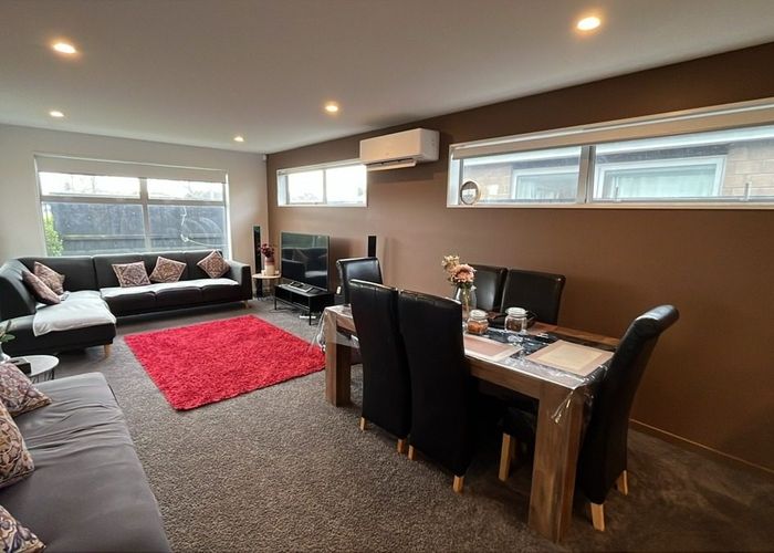  at 44  Horoeka Street, Avonhead, Christchurch City, Canterbury