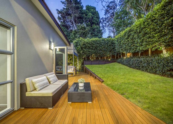  at 15a Korotaha Terrace, Rothesay Bay, North Shore City, Auckland