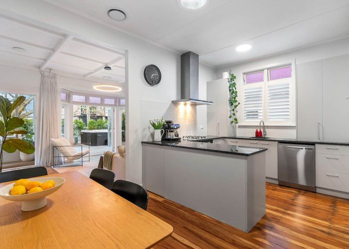  at 16 Walmer Road, Point Chevalier, Auckland City, Auckland