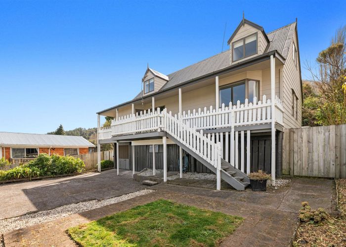  at 17 Mountain Road, Western Heights, Rotorua