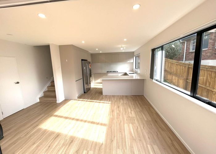  at 82B Taylor Street, Blockhouse Bay, Auckland City, Auckland