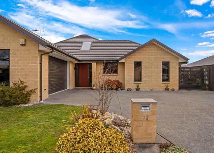  at 32 Allison Crescent, Kaiapoi, Waimakariri, Canterbury