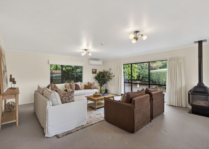  at 15 Sandel Rise, Merrilands, New Plymouth