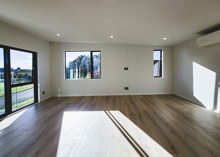  at 2 Embling Place, Eastern Beach, Manukau City, Auckland