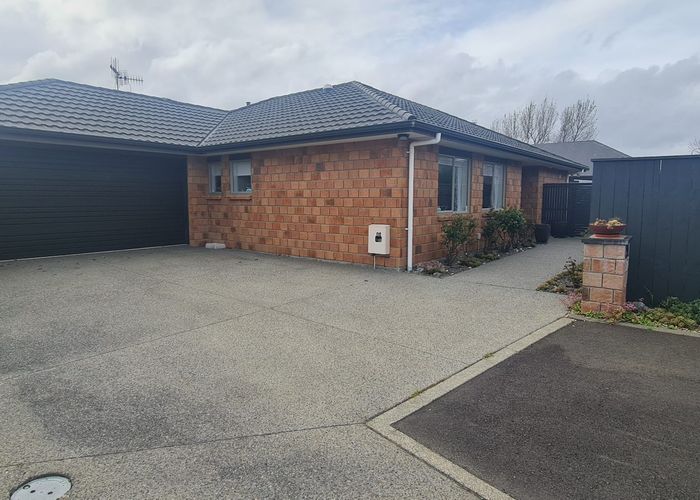  at 5 Manhattan Court, Paraparaumu Beach, Paraparaumu