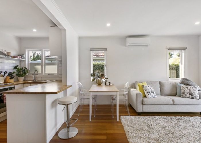  at 23 Avondale Road, Avondale, Auckland