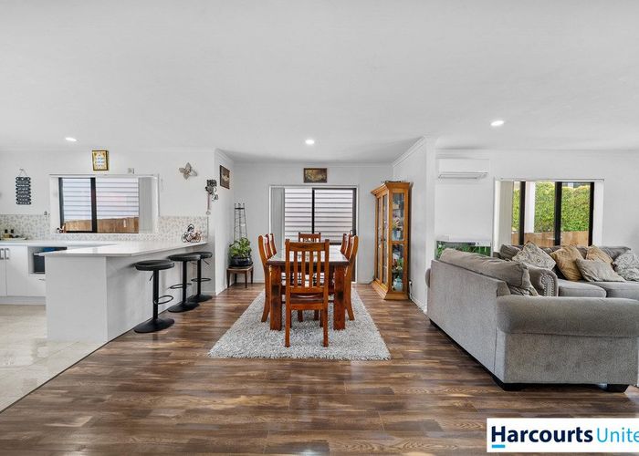  at 4 Figtree Terrace,, Goodwood Heights, Manukau City, Auckland