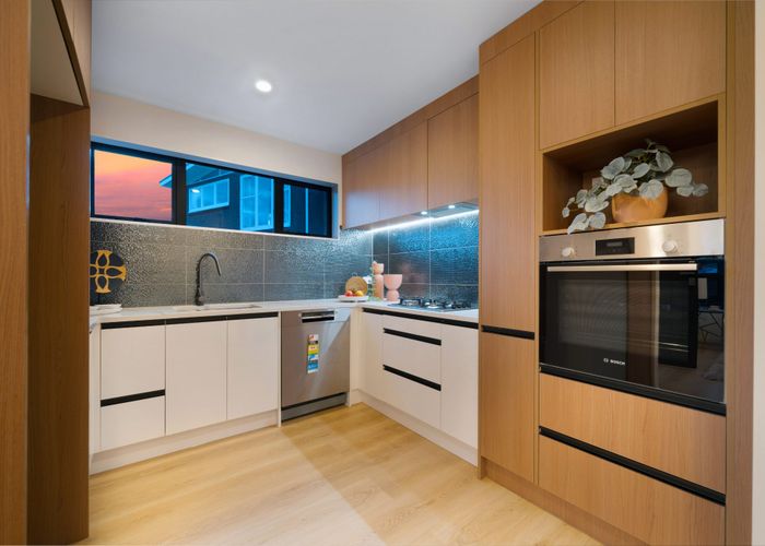  at 12A Chaucer Place, Blockhouse Bay, Auckland City, Auckland