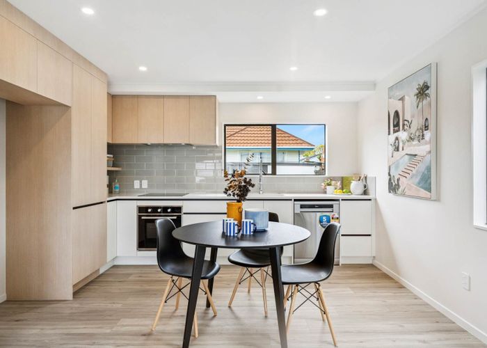  at 1/91 Lynwood Road, New Lynn, Waitakere City, Auckland