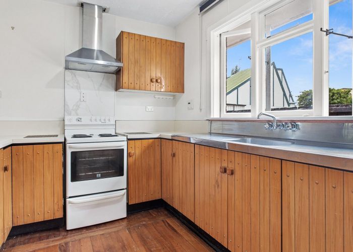  at 180 Main North Road, Redwood, Christchurch City, Canterbury