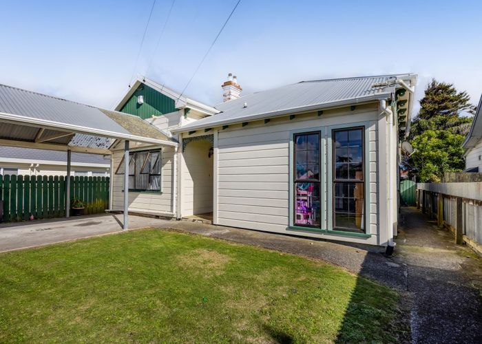  at 7 Regent Street, Hawera