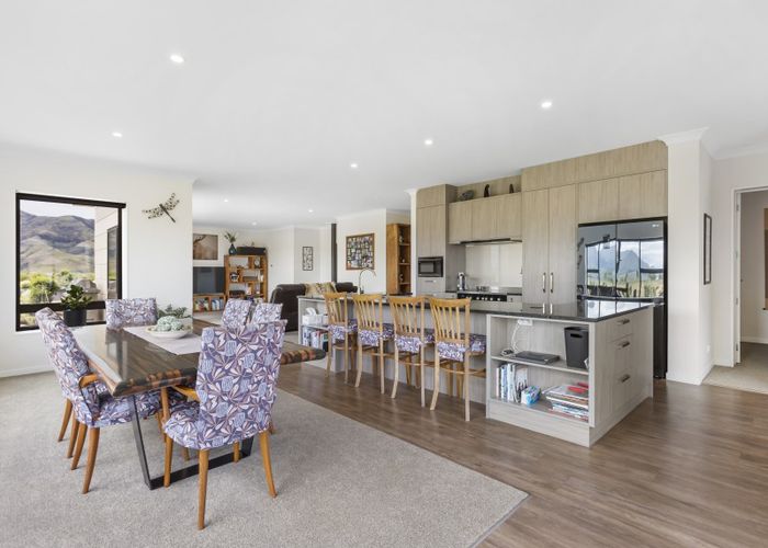  at 144 Queensberry Terrace, Queensberry