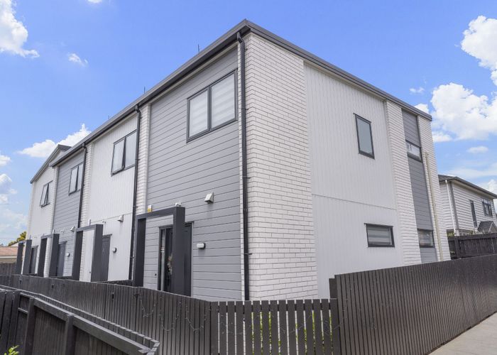 at 492 Richardson Road, Mount Roskill, Auckland City, Auckland