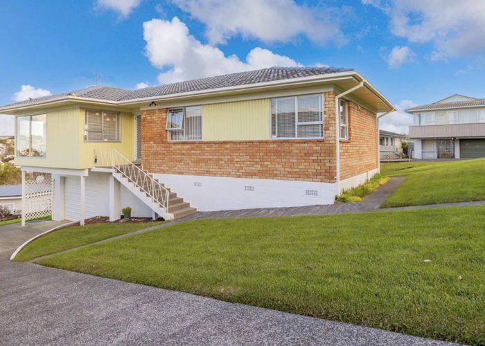  at 118 Eban Avenue, Hillcrest, North Shore City, Auckland