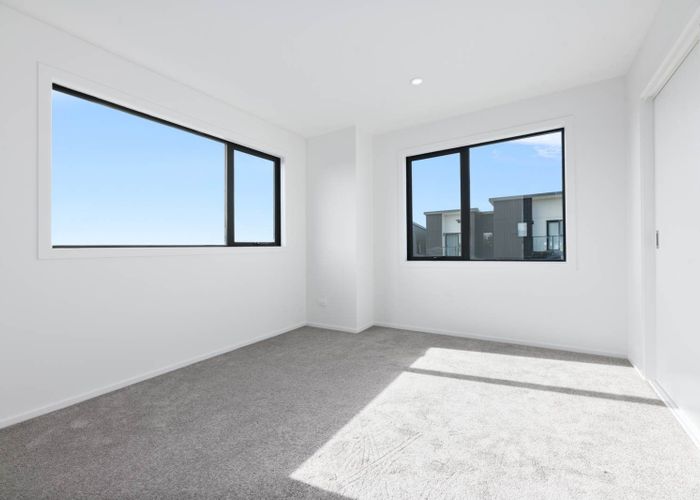  at 11 Kautawa Lane, Massey, Waitakere City, Auckland