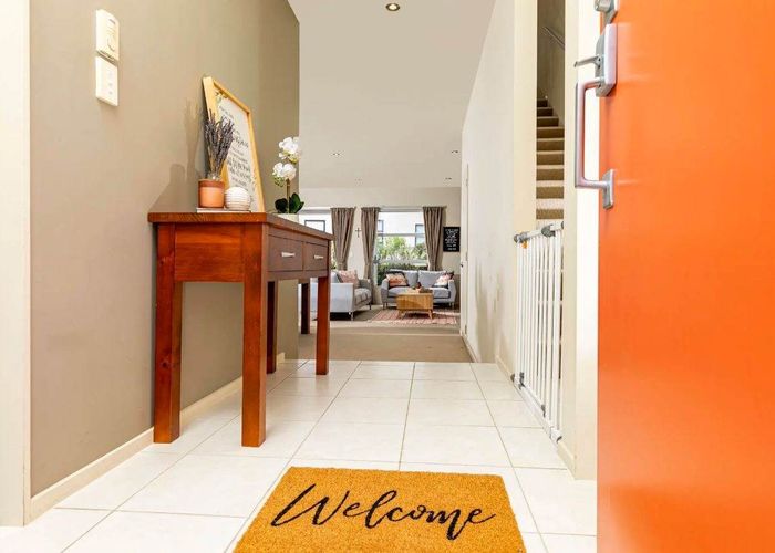  at 22/40 Scarlet Oak Drive, Schnapper Rock, Auckland